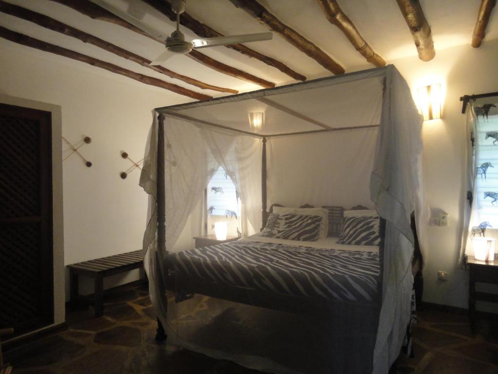 Marine Holiday House ماليندي الغرفة الصورة
